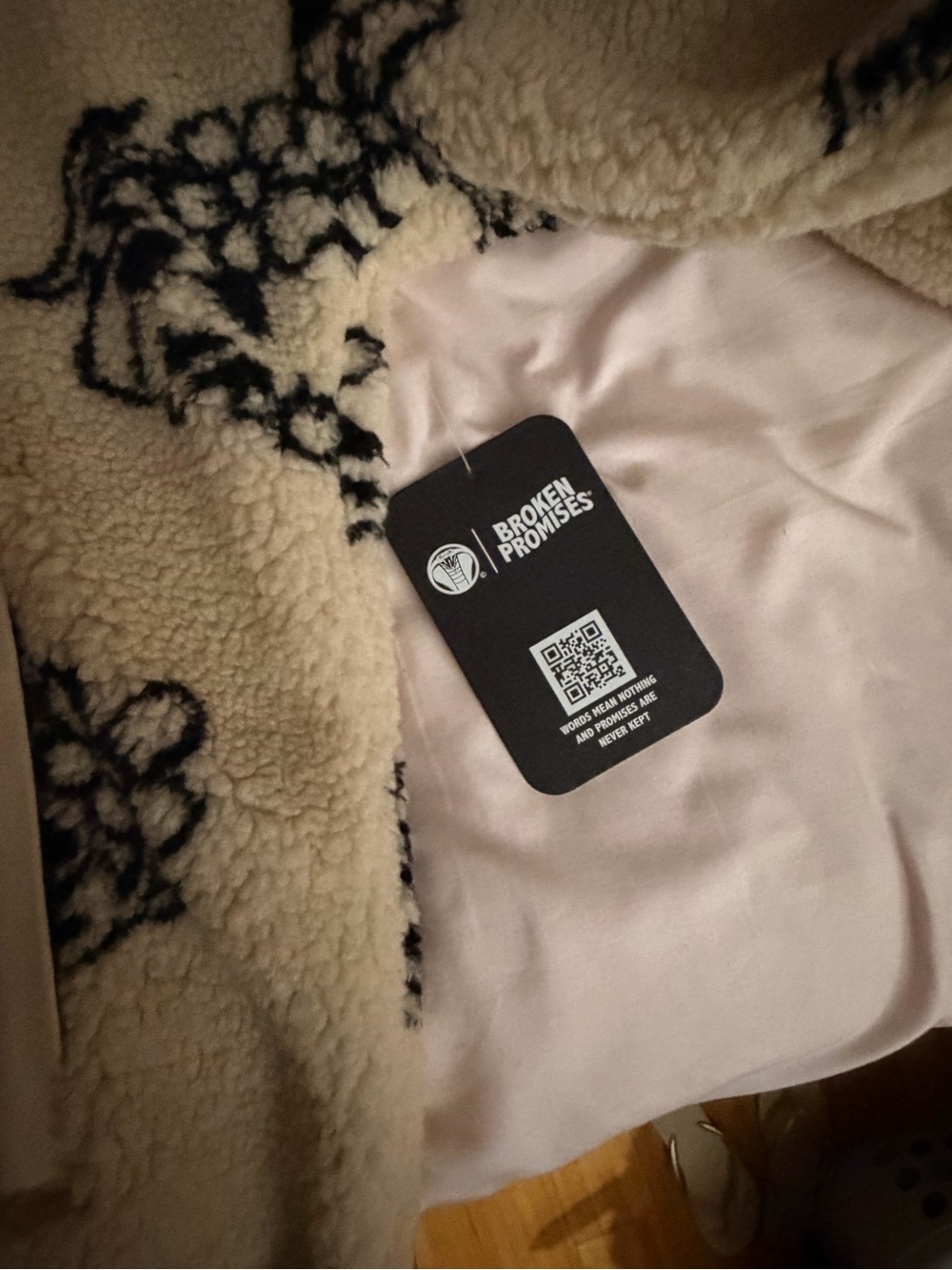 Broken Promises Cream Sherpa Zip-Up Jacket with Black Floral Print - Picture 3 of 4